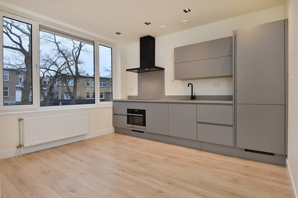 Medium property photo - Van Musschenbroekstraat 81, 2522 AJ Den Haag